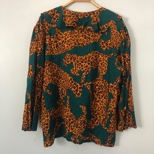 Dead stock NWT Vintage cheeta ruffle blouse